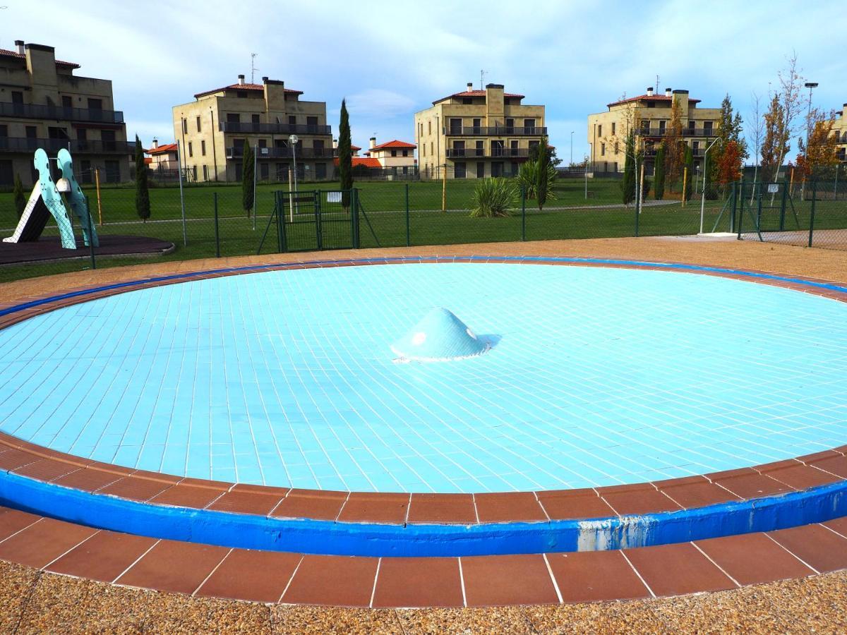 Apartamento Golf Buenas Vistas Cirueña Exterior foto